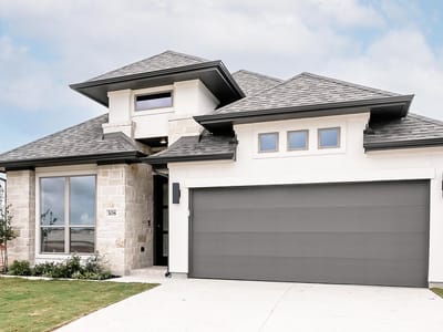Living area at 308 Watersong BND - 3 bed 3 bath home