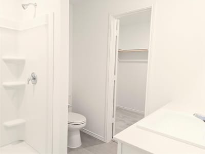 Bathroom at 309 Amber Gln - 3 bed 2 bath home