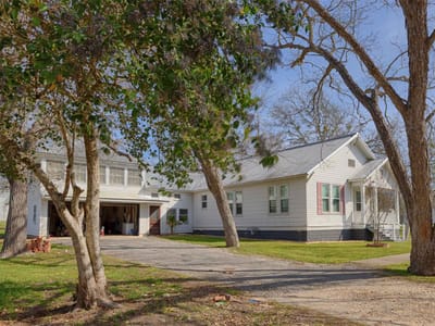 Property photo 2 at 309 Anderson ST - 3 bed 2 bath home