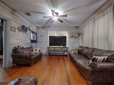 Property photo 4 at 309 Anderson ST - 3 bed 2 bath home