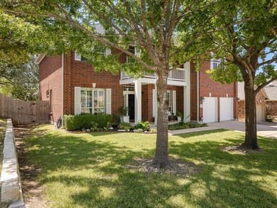 Property photo 4 at 309 Aspen CV - 5 bed 3 bath home