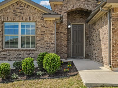 Kitchen at 309 Chickasaw LN - 3 bed 2 bath home