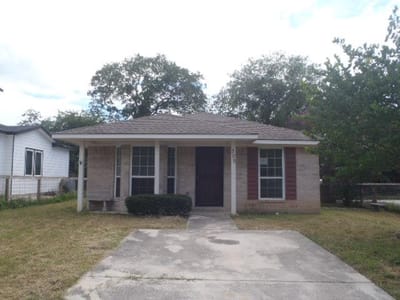 Kitchen at 309 Ellis ST - 3 bed 2 bath home