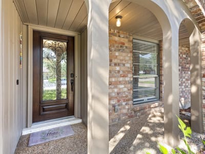 Property photo 3 at 310 De Soto DR - 3 bed 2 bath home