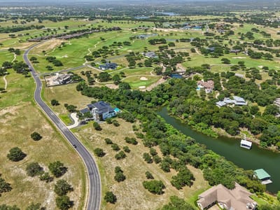Property photo 4 at 3100 Kahala Sunset DR - Lakecliff On Lake Travis Sec 6, Spicewood, TX