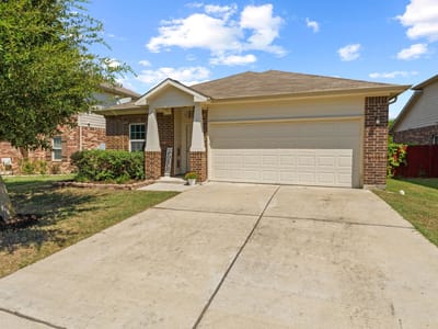 Living area at 3100 Ortman Dr - 4 bed 2 bath home