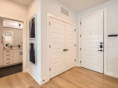 Primary bedroom at 3101 Govalle Ave Unit #103 - 2 bed 2 bath home