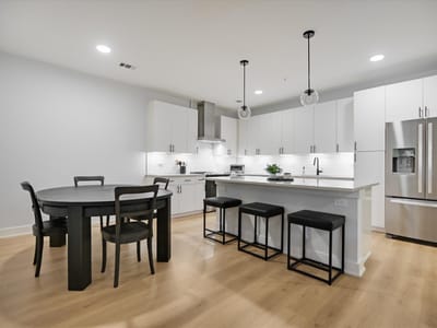 Property photo 3 at 3101 Govalle Ave Unit #207 - 3 bed 2 bath home