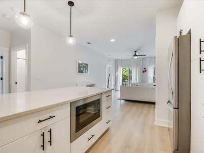 Living area at 3101 Govalle Ave Unit #209 - 2 bed 2 bath home