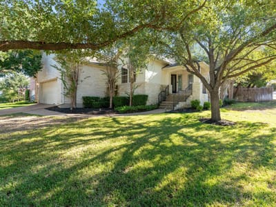 Photo 3 of 38 at 3101 Persimmon Valley TRL - 3 bed 2 bath home
