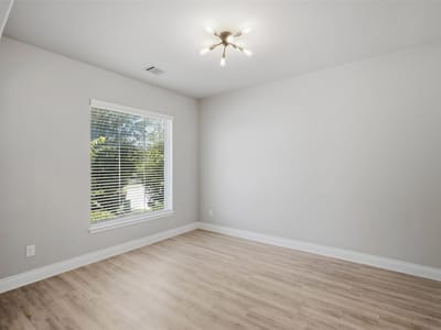 Property photo 5 at 3101 Rabbit Creek DR - 4 bed 2 bath home