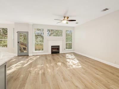 Photo 4 of 20 at 3104 Argento PL - 4 bed 3 bath home