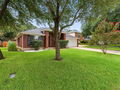 Living area at 3105 Sesbania DR - 4 bed 2 bath home