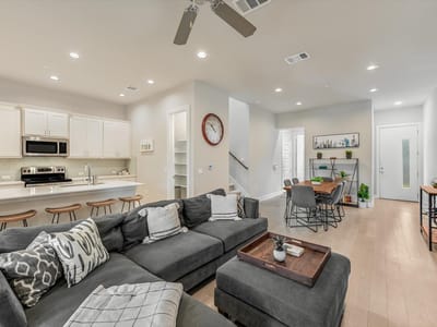 Property photo 2 at 3108 E 51st ST Unit #903 - 2 bed 2 bath home
