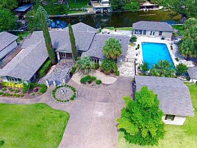 Property photo 2 at 311 Oleander DR - 4 bed 2 bath home