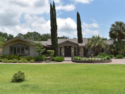 Property photo 5 at 311 Oleander DR - 4 bed 2 bath home