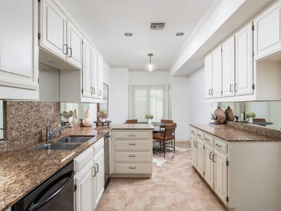 Property photo 4 at 3111 Windsor RD Unit #E - 3 bed 3 bath home