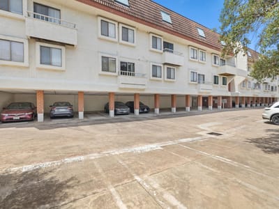 Property photo 2 at 3115 Helms ST Unit #212 - 2 bed 2 bath home