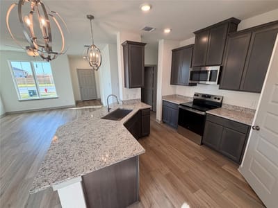 Property photo 4 at 312 Boatright BLVD - 3 bed 2 bath home