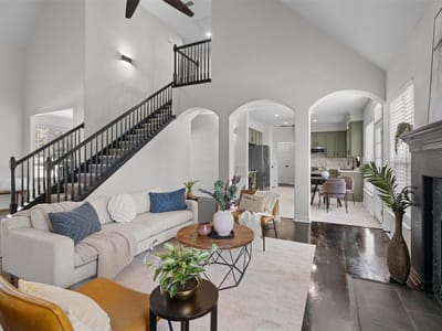 Living area at 312 Country Club DR - 4 bed 2 bath home