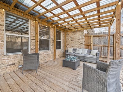 Property photo 2 at 312 Ow Lowrey - 3 bed 2 bath home