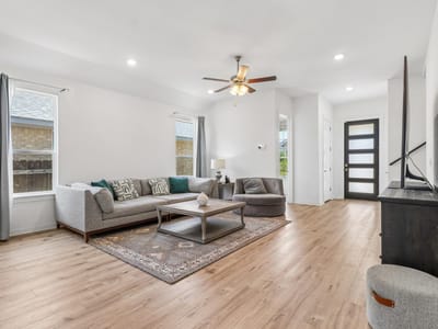 Property photo 3 at 313 Peace Pipe WAY - 4 bed 3 bath home
