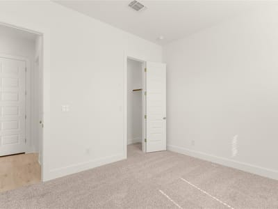 Property photo 4 at 313 West Faulkner ST - 4 bed 3 bath home