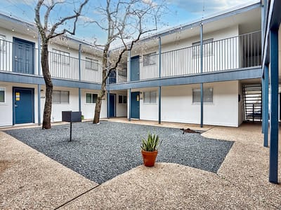 Living area at 3138 Manor Rd - Manor Hill, Austin, TX
