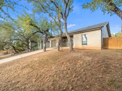 Primary bedroom at 3139 Chisholm Trl - 3 bed 2 bath home