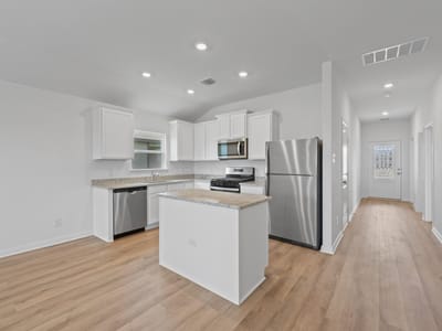 Living area at 314 Low Pasture TRL - 3 bed 2 bath home
