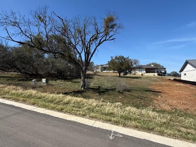 Primary bedroom at 314 Sweet Grass - Horseshoe Bay West, Horseshoe Bay, TX