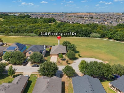 Living area at 315 Floating Leaf DR - 3 bed 2 bath home