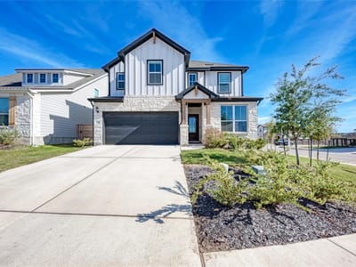 Property photo 2 at 316 Regatta TRL - 4 bed 2 bath home