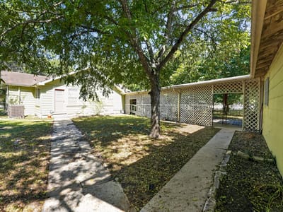 Property photo 5 at 316 Guadalupe ST - 2 bed 1 bath home