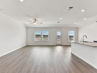 Property photo 2 at 316 Wheel Horse RD - 3 bed 2 bath home