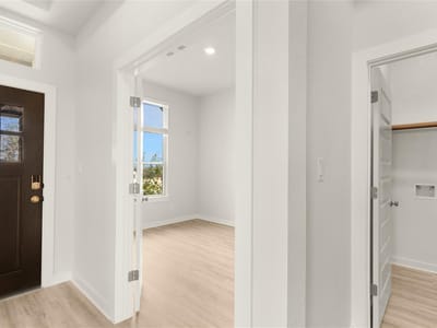 Primary bedroom at 317 West Faulkner ST - 4 bed 3 bath home