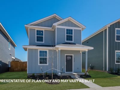 Primary bedroom at 318 Santo Domingo RD - 4 bed 3 bath home