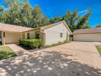 Property photo 3 at 319 Columbine ST - 3 bed 3 bath home