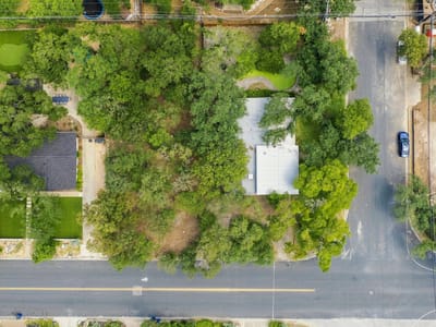Property photo 4 at 319 Ridgewood RD - Gentry & White Addition, Austin, TX