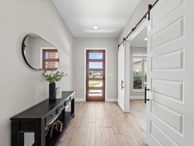 Property photo 5 at 320 Buffalo TRL - 4 bed 3 bath home