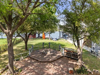 Primary bedroom at 320 Harris Loop - 3 bed 2 bath home