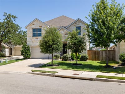 Living area at 320 Old Trinity WAY - 4 bed 3 bath home