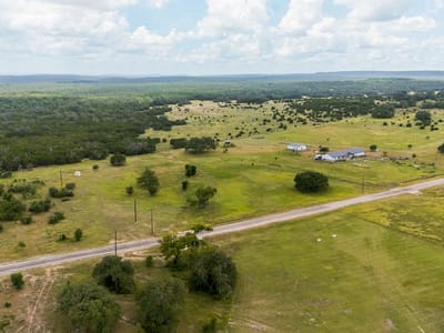 Kitchen at 320 S Waterbuck Way - Ranches At Blackbuck Ridge, Lampasas, TX