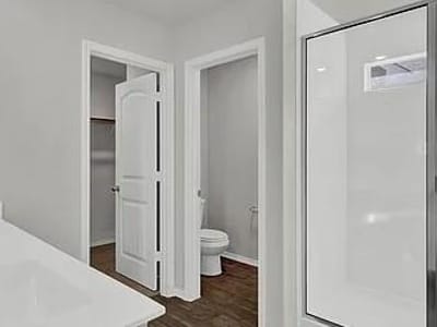 Bathroom at 320 Wirecrested DR - 4 bed 2 bath home