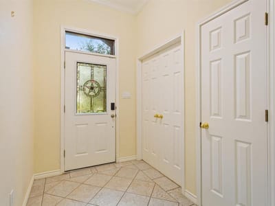 Photo 5 - 3201 Bonham Ave Photo 5 of 29 at 3201 Bonham Ave - 4 bed 2 bath home