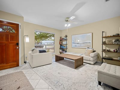 Photo 4 of 21 at 3202 Yellowpine TER - 3 bed 2 bath home