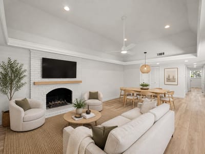 Property photo 2 at 3204 Maywood Ave Unit #2 - 2 bed 2 bath home