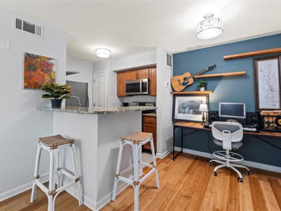 Primary bedroom at 3204 Menchaca Rd Unit #305 - 1 bed 1 bath home