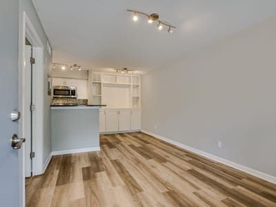 Property photo 2 at 3204 Menchaca RD Unit #313 - 1 bed 1 bath home