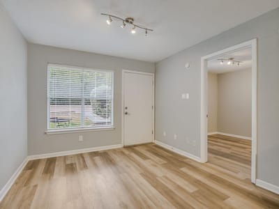 Property photo 4 at 3204 Menchaca RD Unit #313 - 1 bed 1 bath home